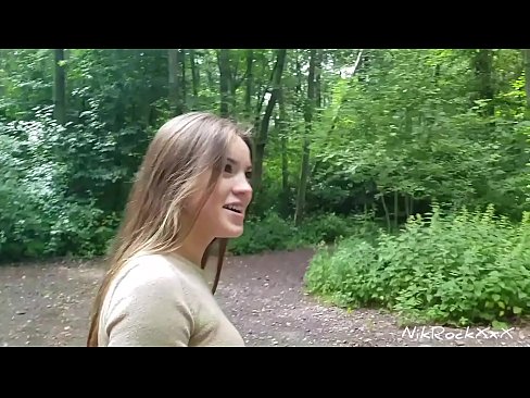 ❤️ Jeg foreslog Evelina, at vi skulle kneppe på et offentligt sted! Hun sagde ja. Så kneppede jeg hende i røven og kom i hendes mund. Derefter tissede hun i bukserne på sig selv. ❌ Sex video at da.sex78.ru ❤